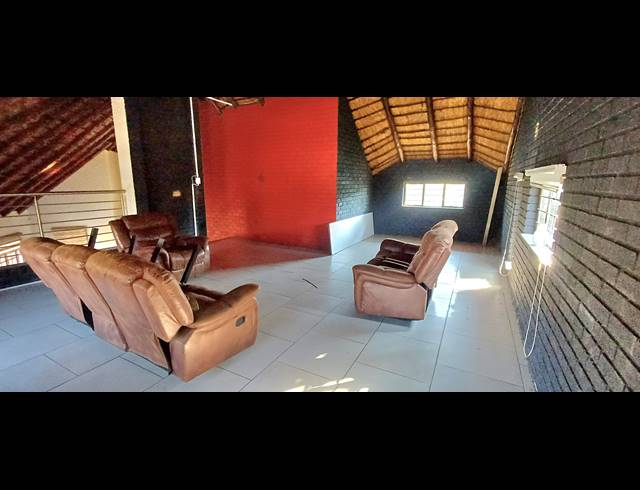 3 BEDROOM FREEHOLD FOR SALE IN KARENPARK